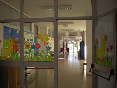 ingresso interno scuola dell'infanzia